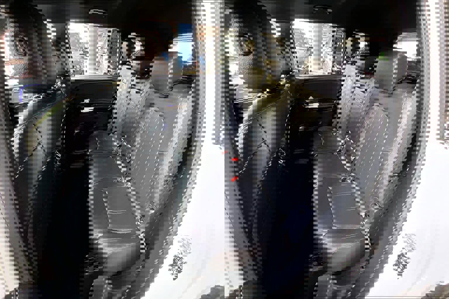 Used 2022 Mercedes-Benz GLB 250 image 19