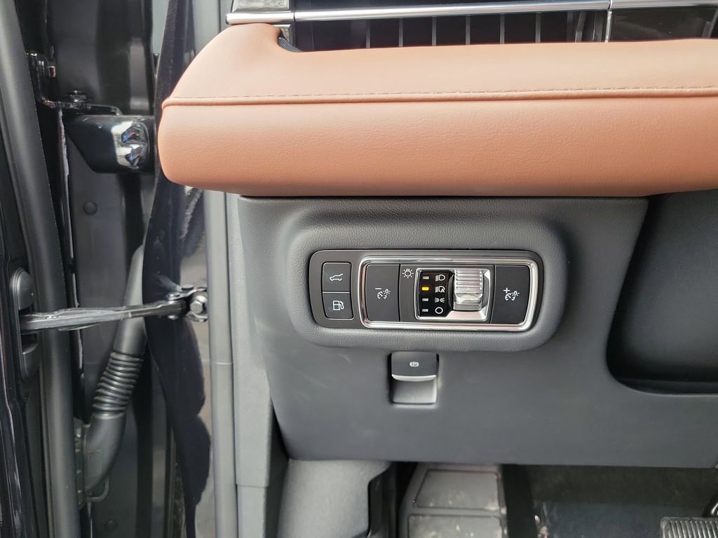 New 2026 Lincoln Nautilus Reserve AWD/4WD image 22