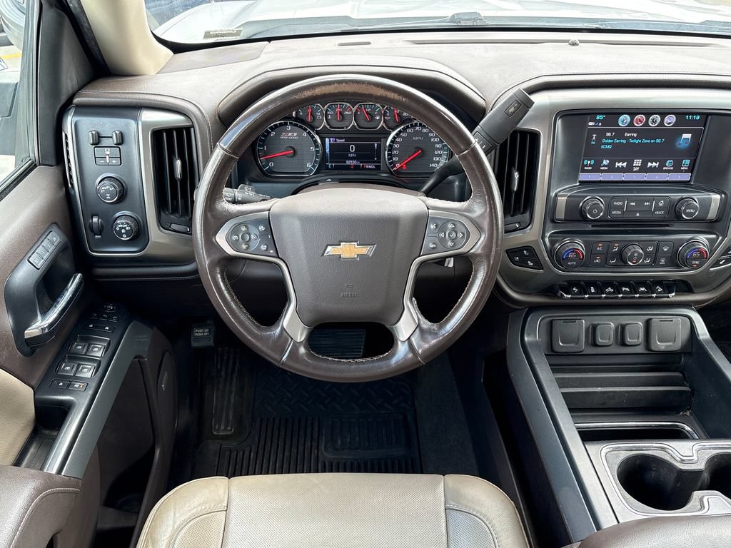 Used 2018 Chevrolet Silverado 1500 LTZ Z71 w/ LTZ Plus Package AWD/4WD image 18