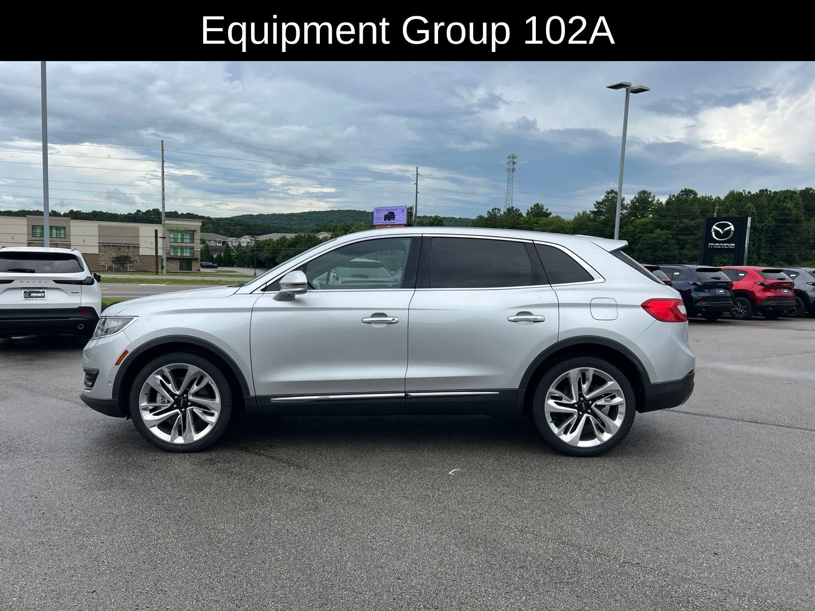 Used 2016 Lincoln MKX Reserve w/ Luxury Package AWD/4WD image 4