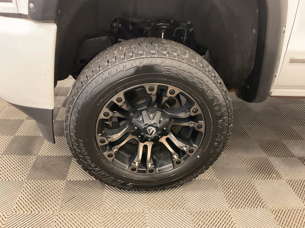 Used 2019 Chevrolet Silverado 2500 LTZ w/ Duramax Plus Package AWD/4WD image 15