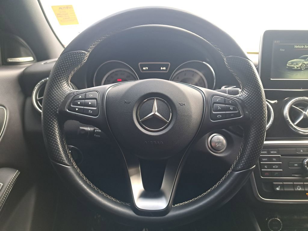 Used 2015 Mercedes-Benz CLA 250 image 19