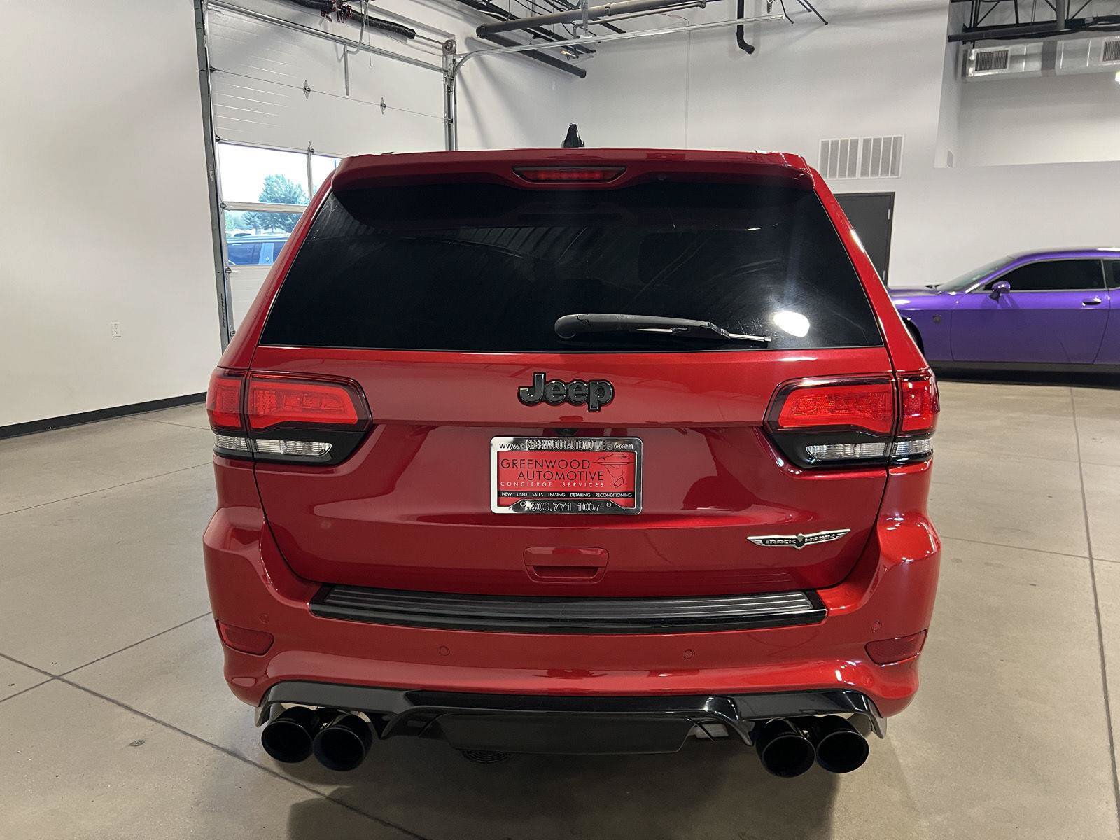 Used 2018 Jeep Grand Cherokee Trackhawk AWD/4WD image 4