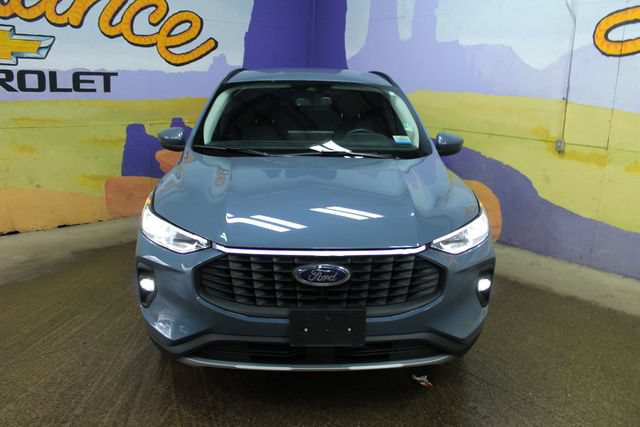 Used 2025 Ford Escape Platinum AWD/4WD image 3