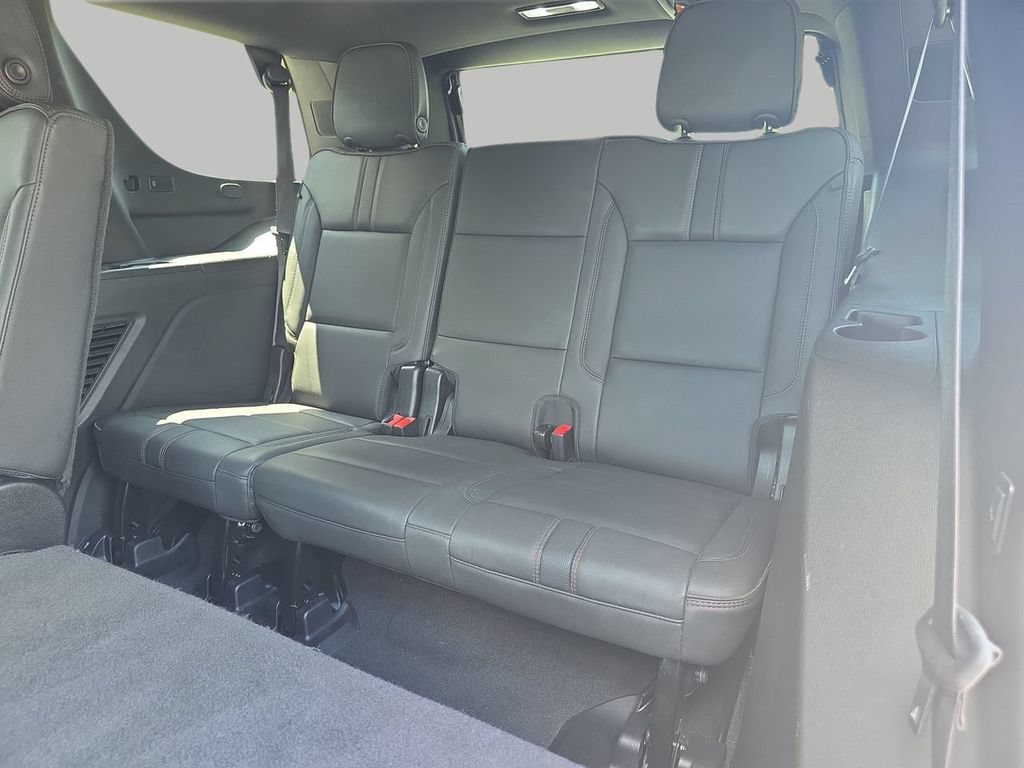 Used 2024 Chevrolet Tahoe RST w/ Luxury Package AWD/4WD image 16
