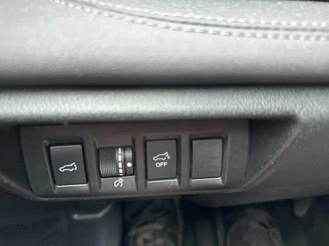 Used 2022 Subaru Outback Touring image 44