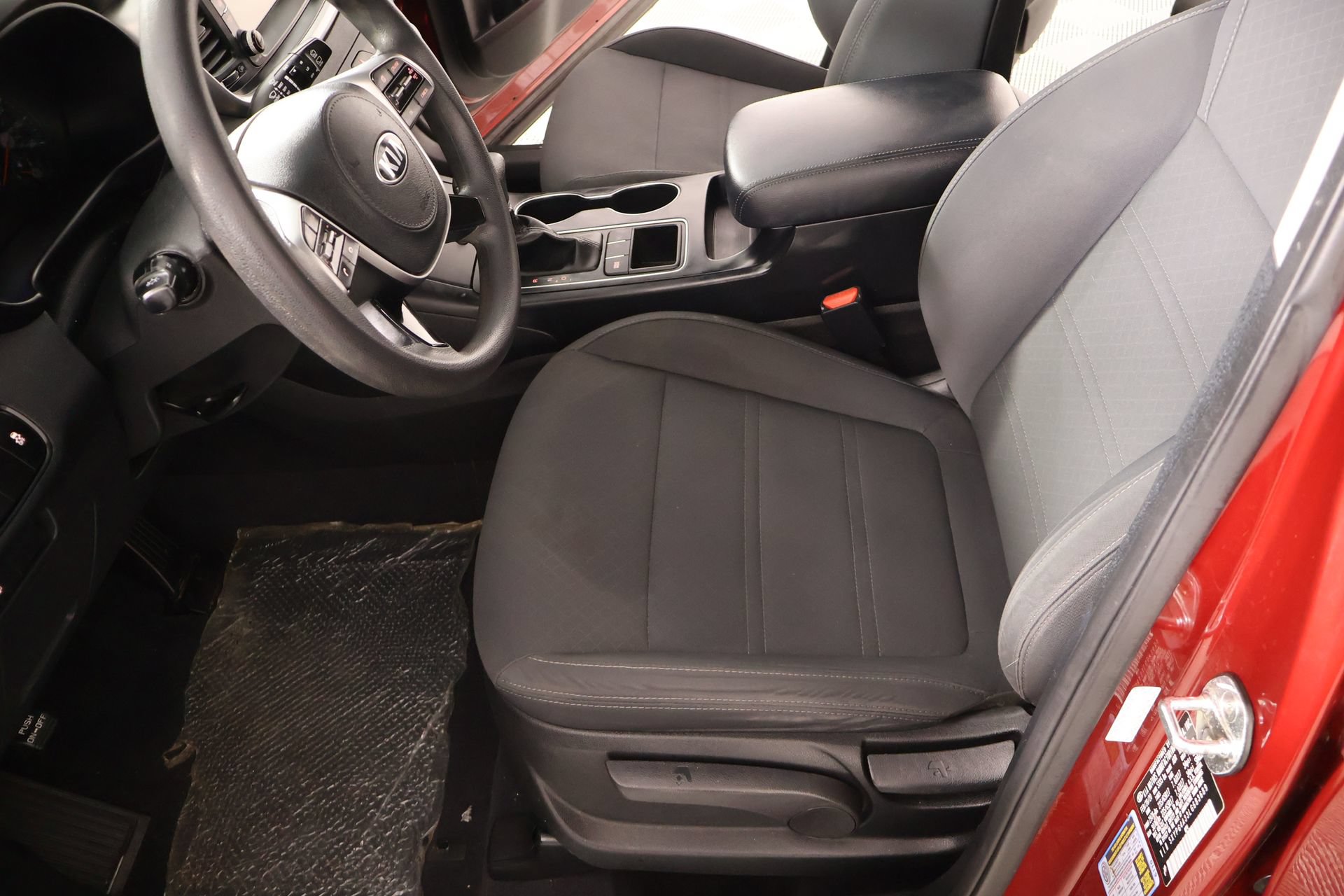 Used 2020 Kia Sorento LX FWD image 10