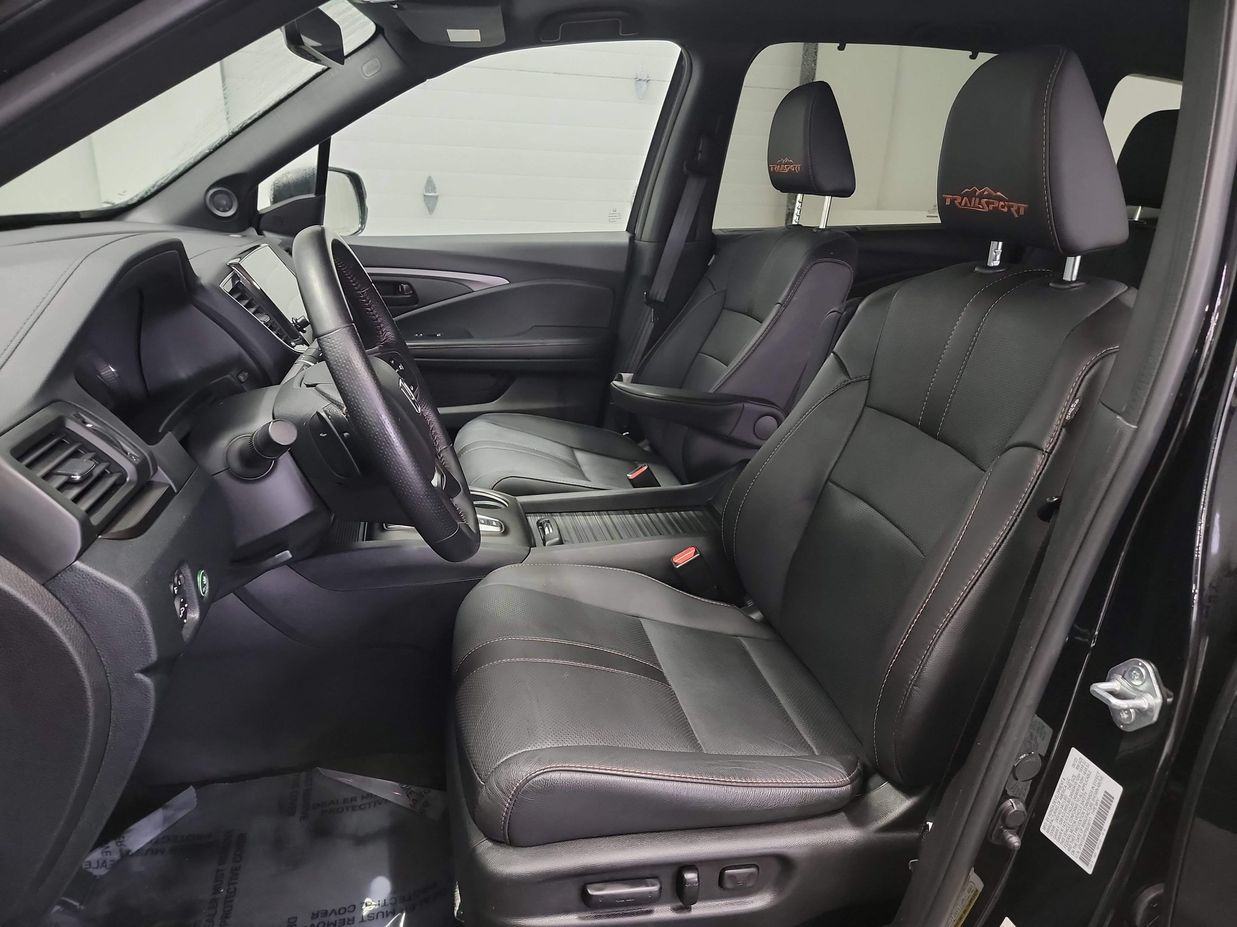 Used 2023 Honda Passport TrailSport image 12