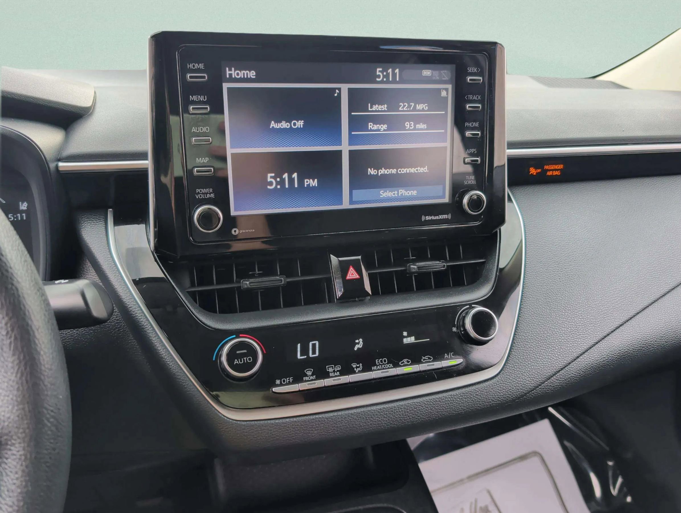 Used 2021 Toyota Corolla LE FWD image 14