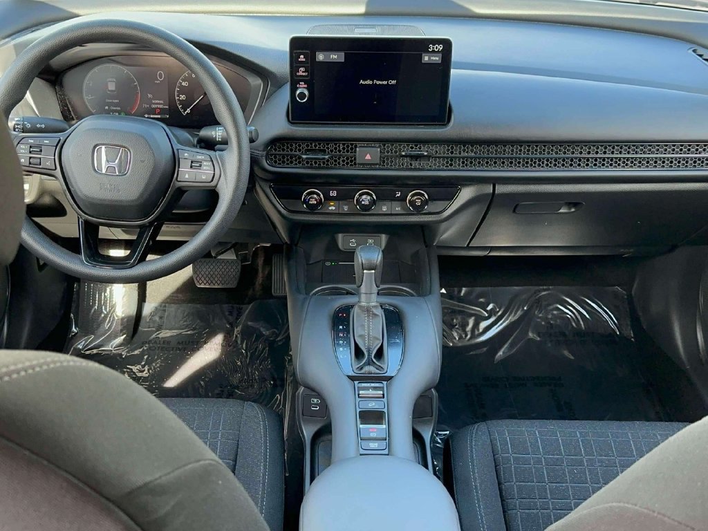 Certified 2026 Honda HR-V LX image 10