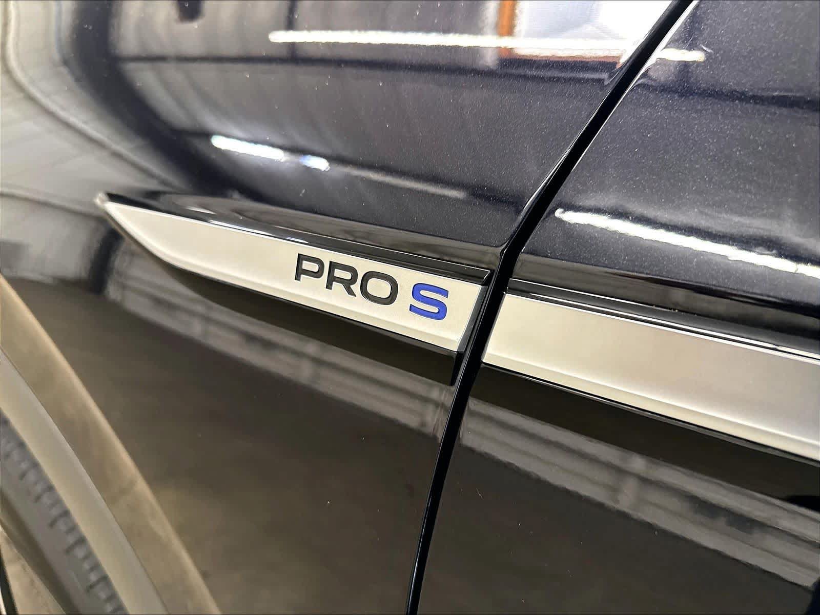 Used 2023 Volkswagen ID.4 Pro S RWD image 33