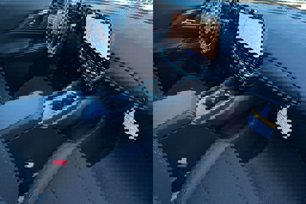 New 2026 Chevrolet Equinox EV LT image 16