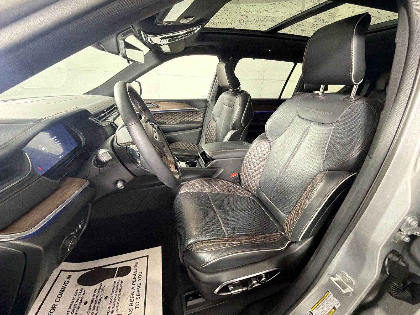 Used 2024 Jeep Grand Cherokee L Summit w/ Advanced Protech Group IV image 13