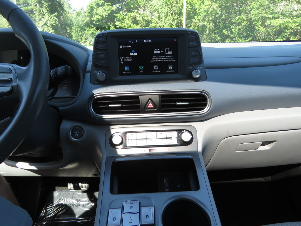 Used 2019 Hyundai Kona Limited w/ Cargo Package FWD image 25