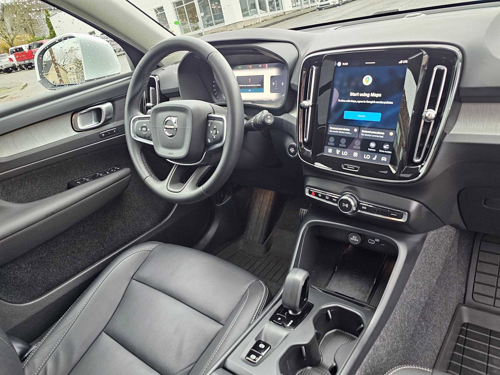 Certified 2025 Volvo XC40 B5 Core w/ Protection Package Premier image 12