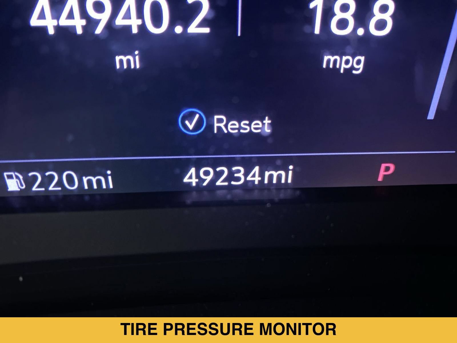 Certified 2023 Cadillac XT6 Sport w/ Platinum Package AWD/4WD image 4