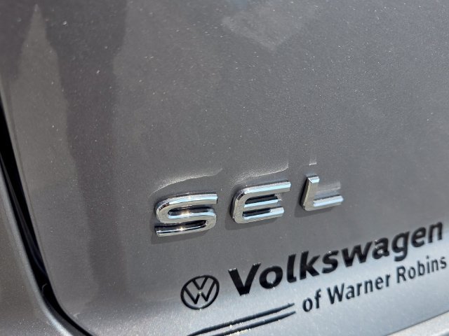 New 2026 Volkswagen Atlas Cross Sport SEL Premium R-Line AWD/4WD image 11