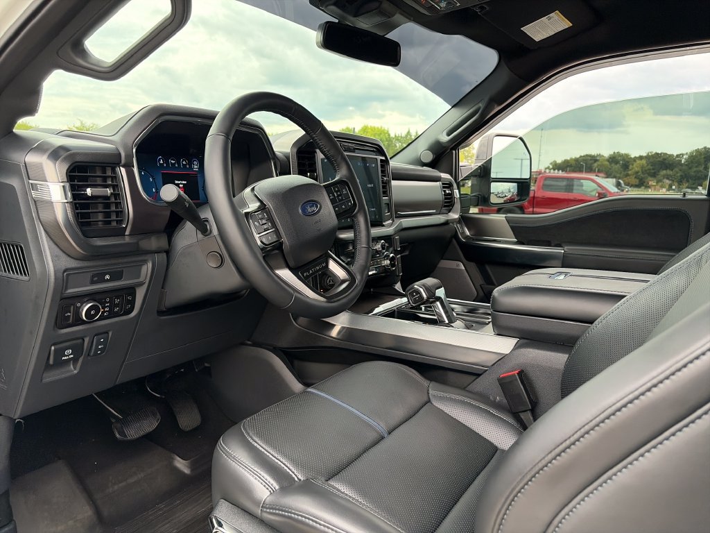 Used 2025 Ford F150 Platinum w/ FX4 Off-Road Package AWD/4WD image 19