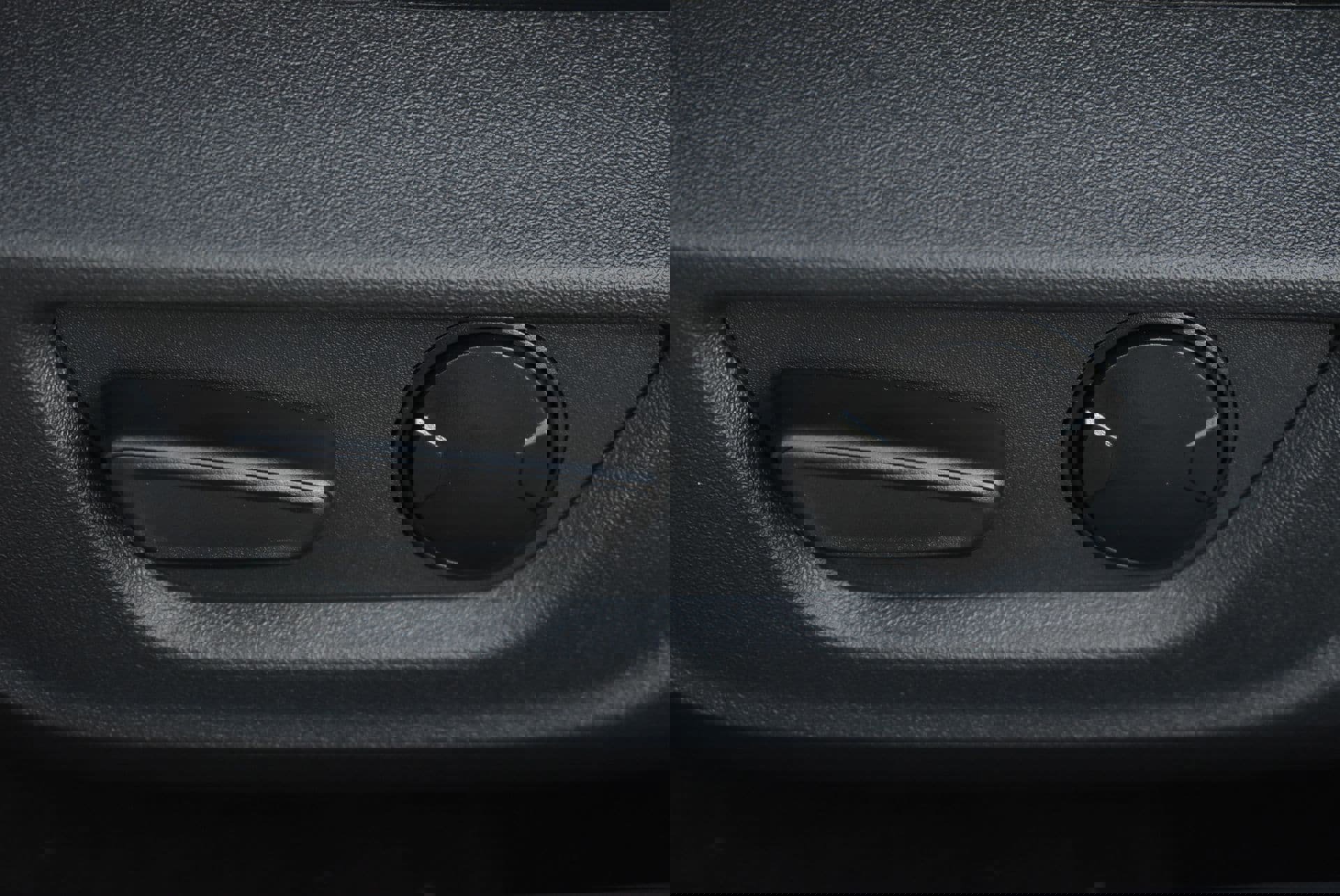 New 2025 Ford Mustang Dark Horse image 13