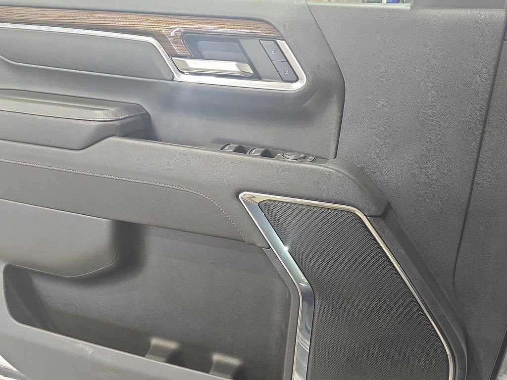 Used 2024 Chevrolet Silverado 3500 LT w/ Convenience Package image 26