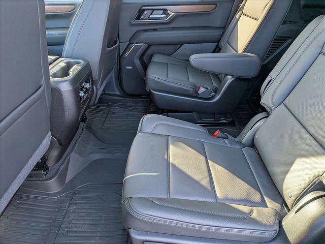 New 2026 GMC Yukon Denali w/ Sun & Power Step Package AWD/4WD image 17