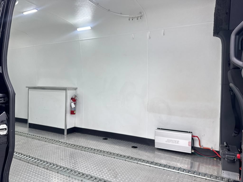 Used 2024 Mercedes-Benz Sprinter 2500 image 70