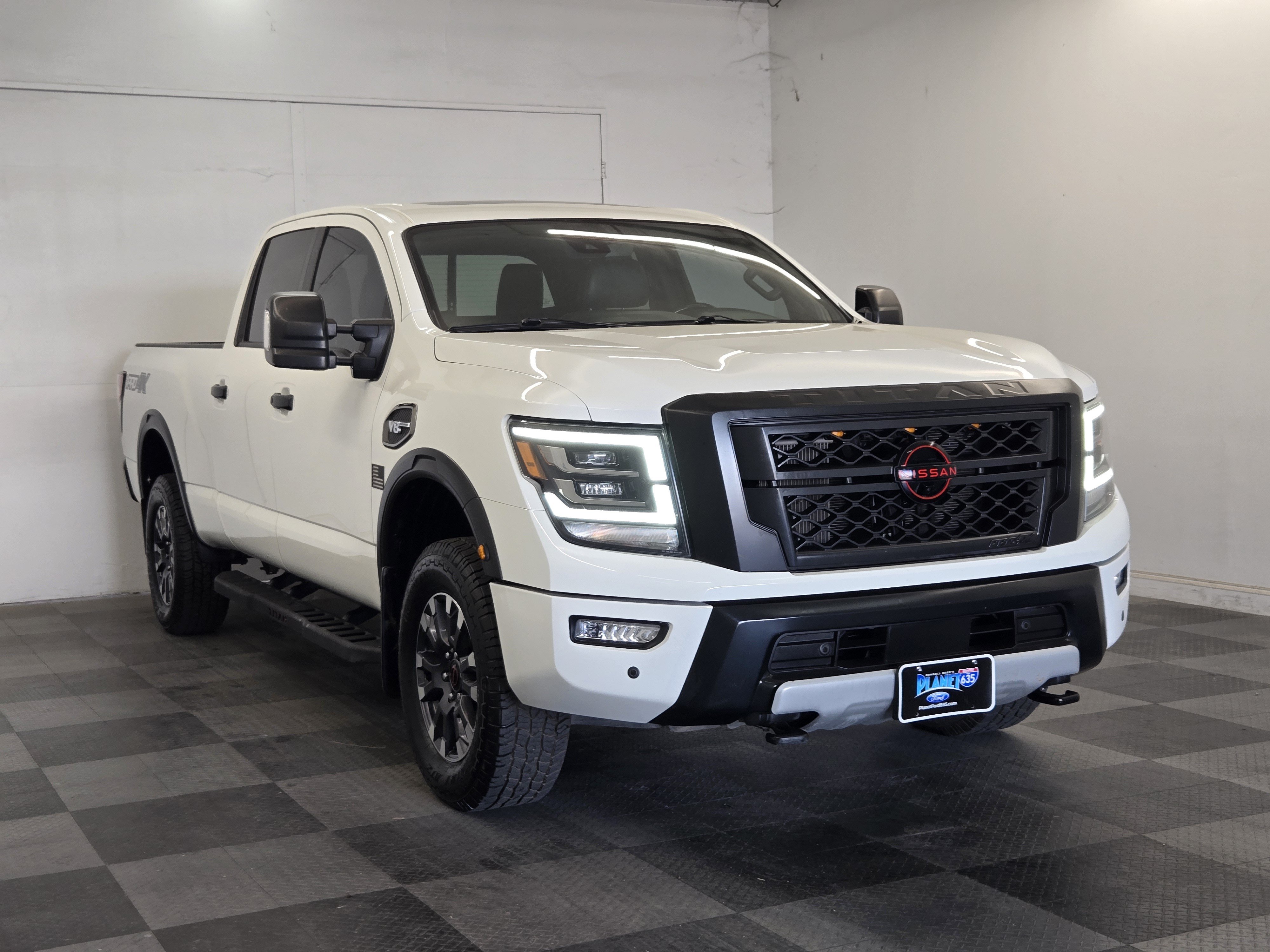 Used 2023 Nissan Titan PRO-4X w/ Pro-4x Convenience Package AWD/4WD video 2
