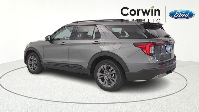 New 2026 Ford Explorer Active w/ Active Comfort Package image 5