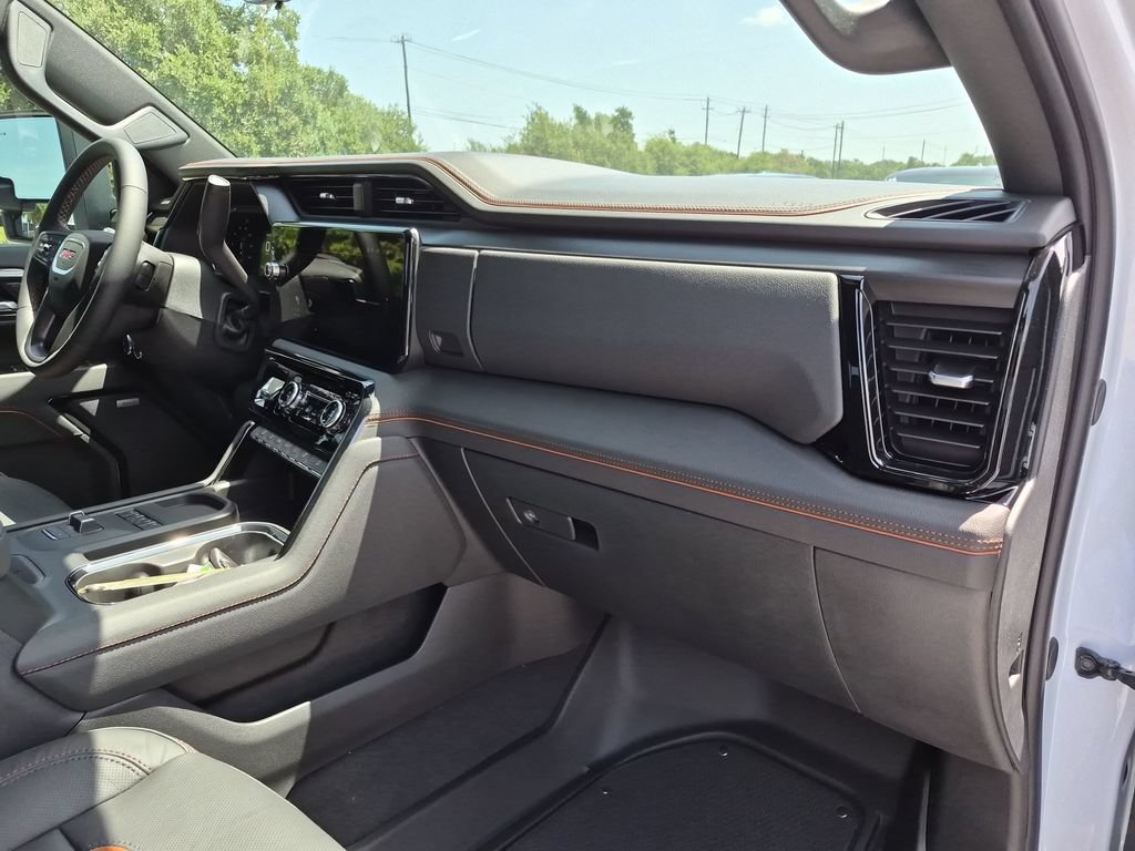 New 2026 GMC Sierra 2500 AT4 w/ AT4 Premium Plus Package AWD/4WD image 43