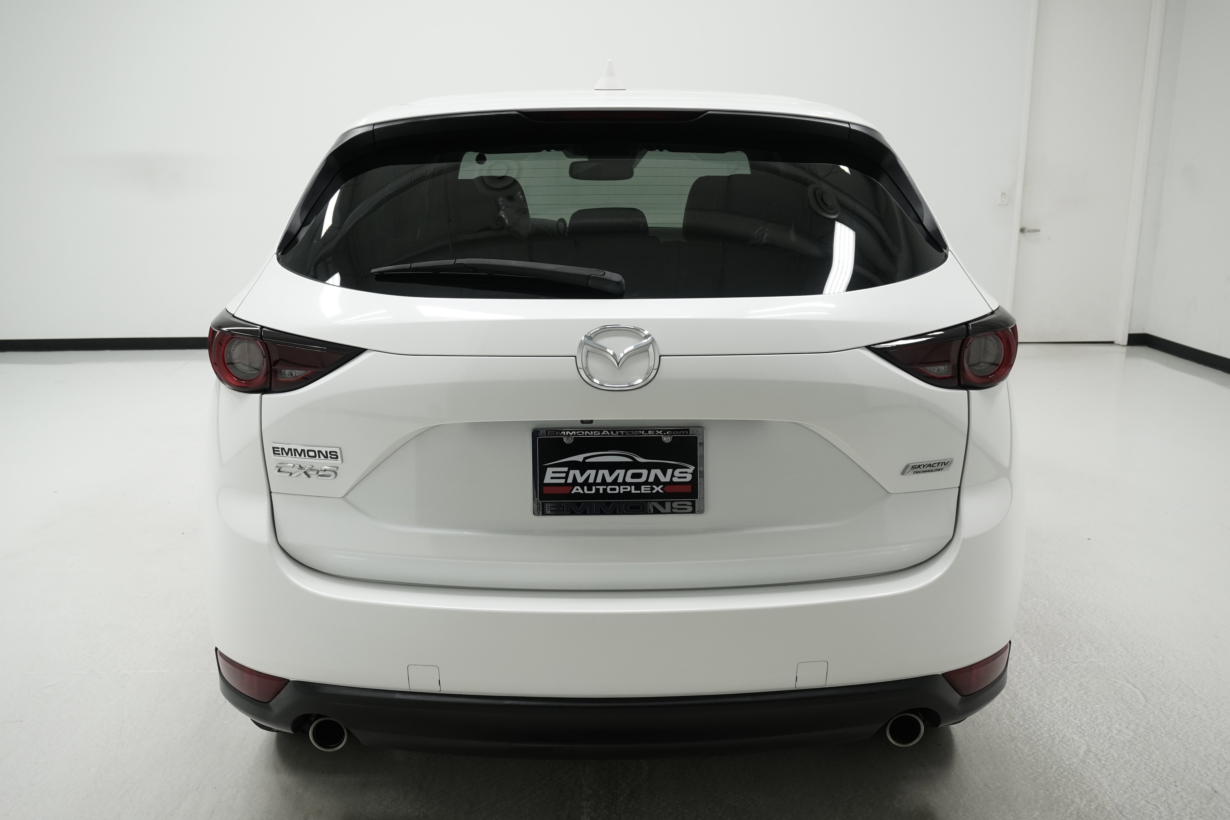 Used 2018 MAZDA CX-5 Touring w/ Preferred Equipment Package FWD image 5