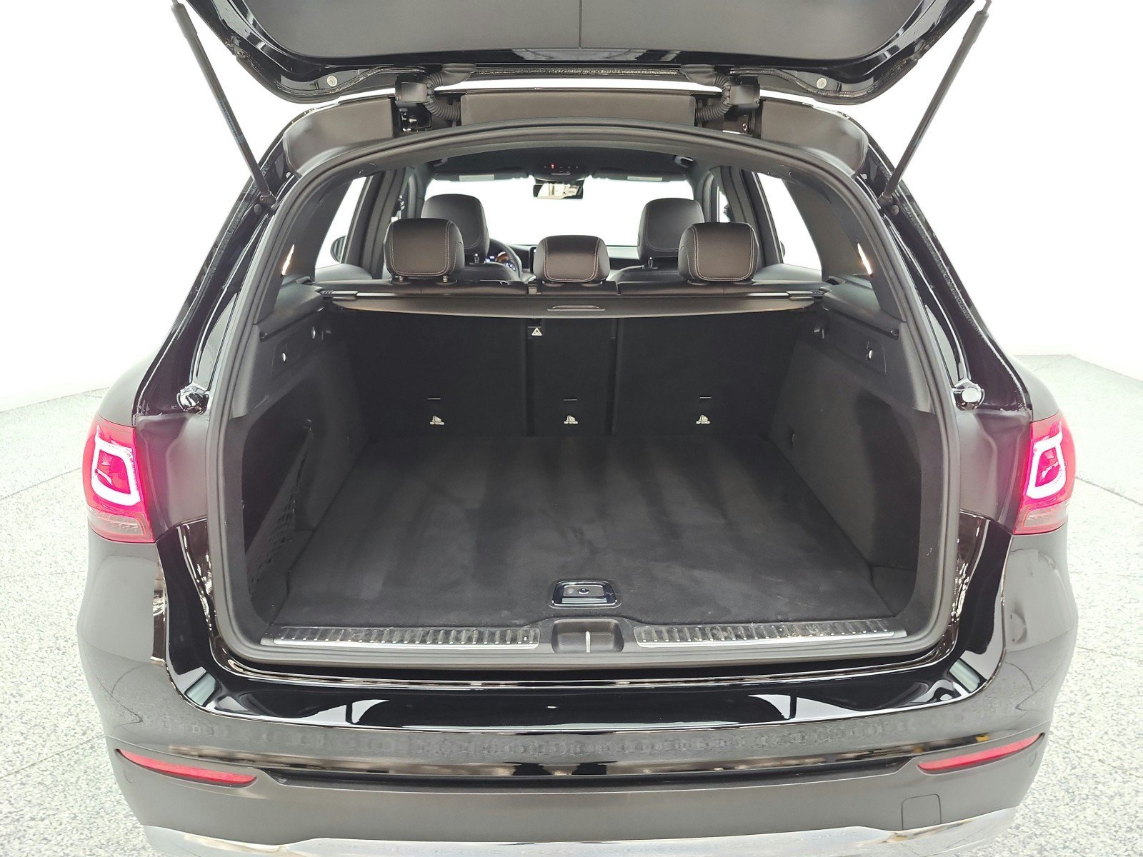 Used 2022 Mercedes-Benz GLC 300 image 18