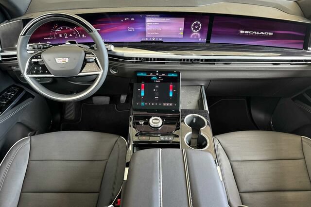 New 2026 Cadillac Escalade Sport w/ Touring Package AWD/4WD image 13