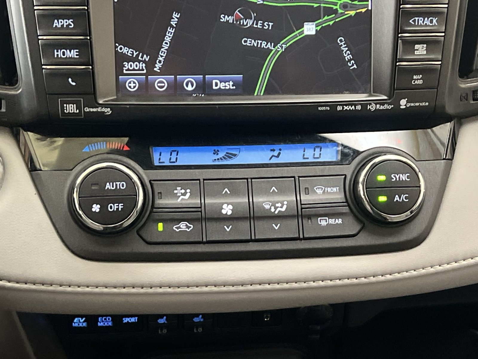 Used 2017 Toyota RAV4 Limited w/ Advanced Technology Package AWD/4WD image 20