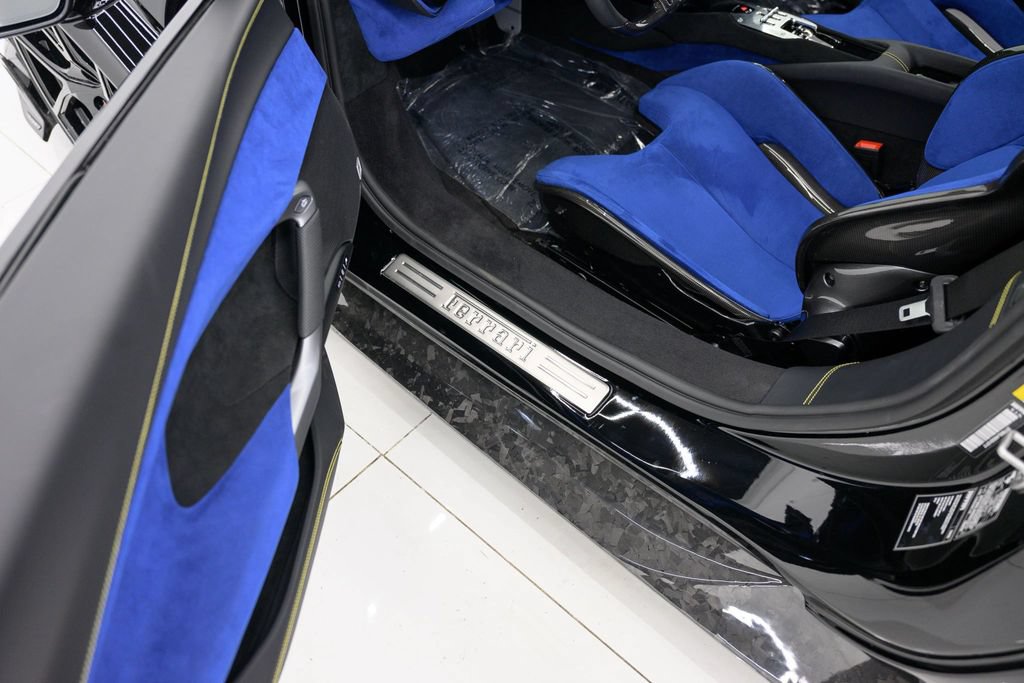 Used 2025 Ferrari 296 GTB RWD image 39