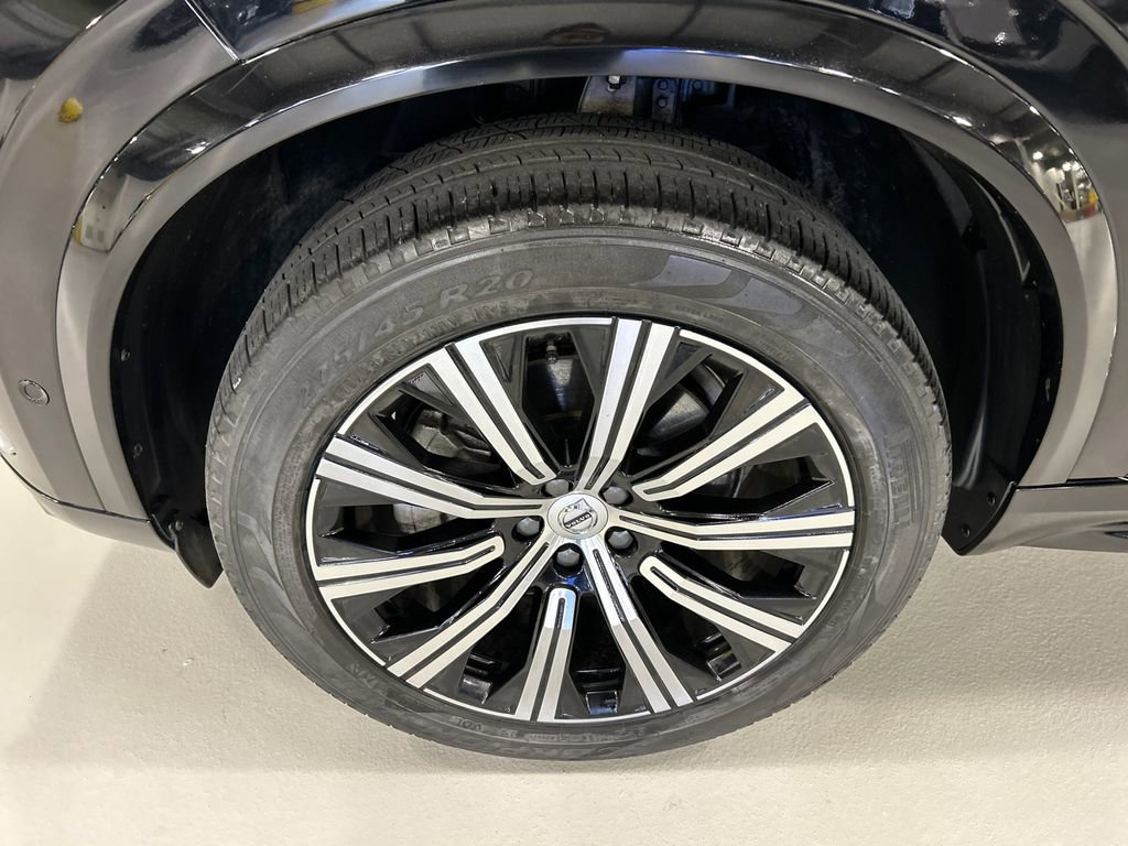 Certified 2023 Volvo XC90 B5 Plus w/ Protection Package image 8