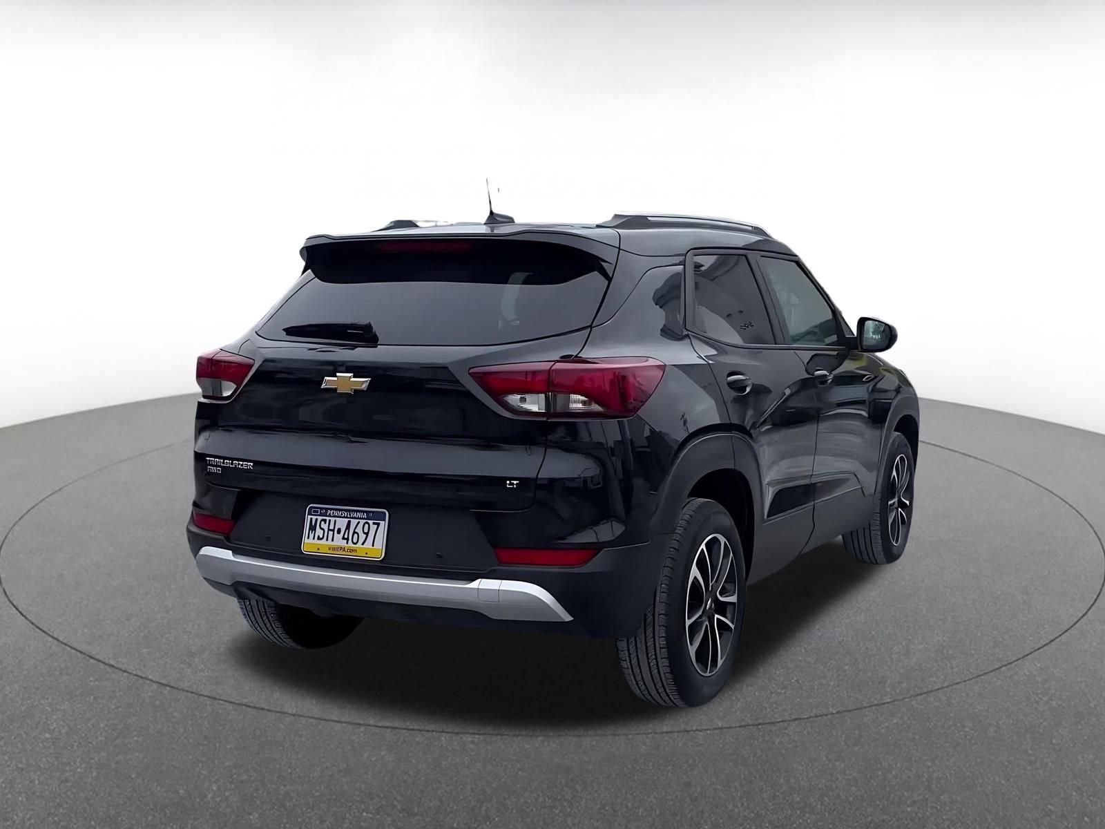 Used 2025 Chevrolet TrailBlazer LT w/ Driver Confidence Package image 14