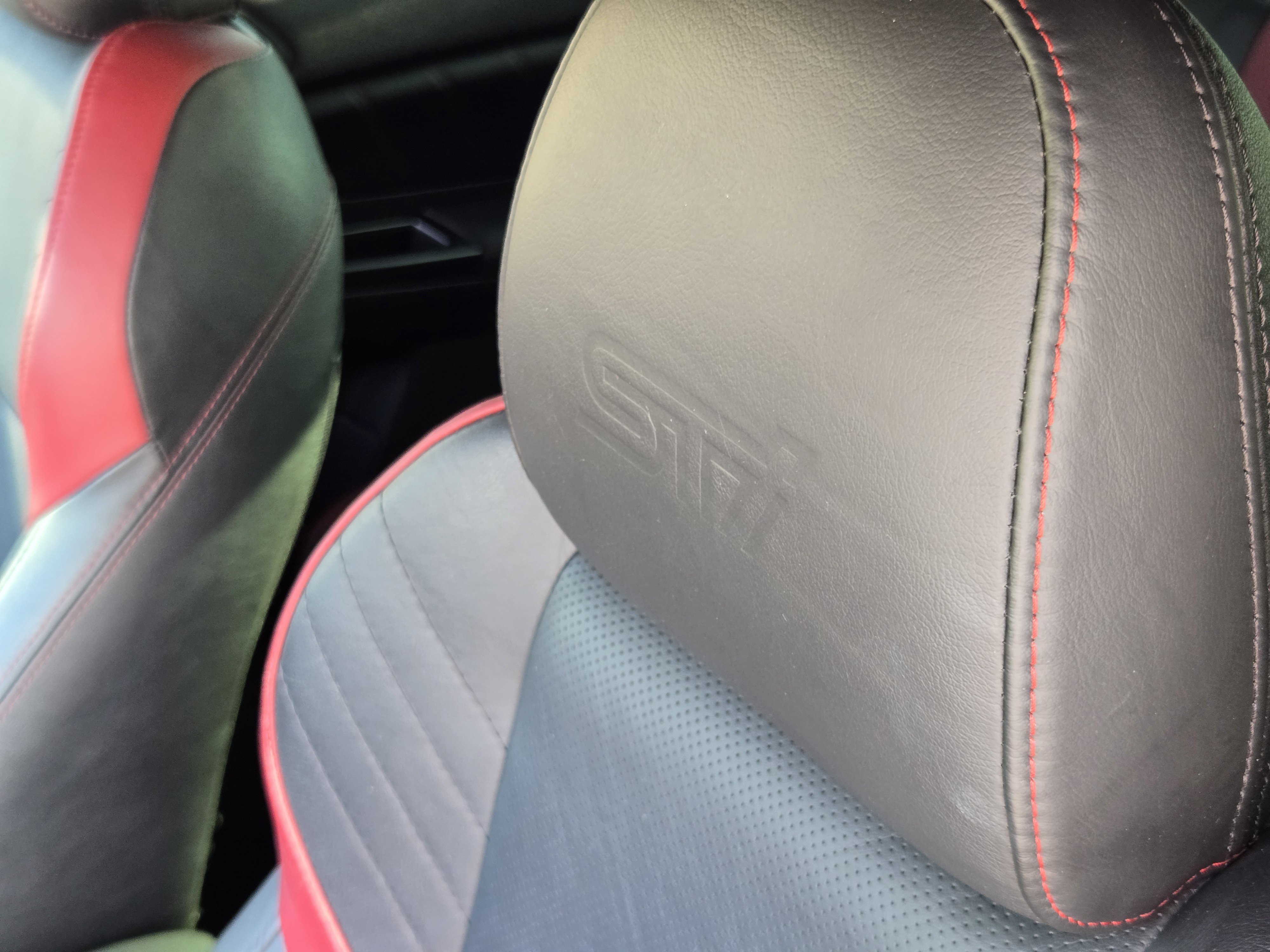 Used 2015 Subaru WRX STI Limited AWD/4WD image 11