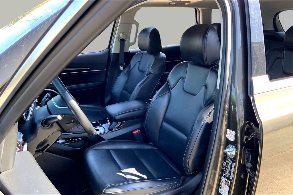 Used 2025 Kia Telluride S AWD/4WD image 15