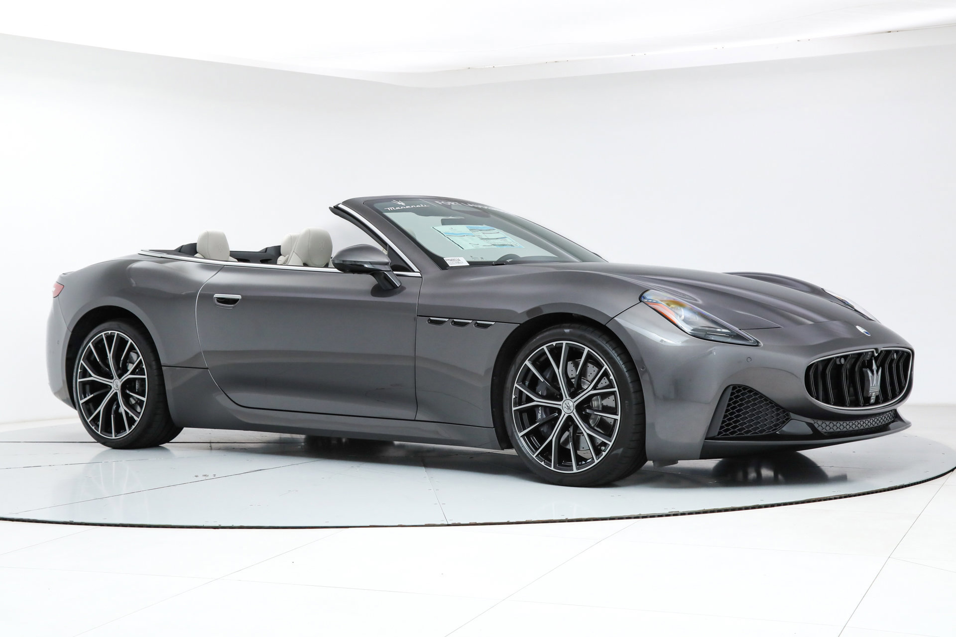 New 2026 Maserati GranCabrio Modena image 7