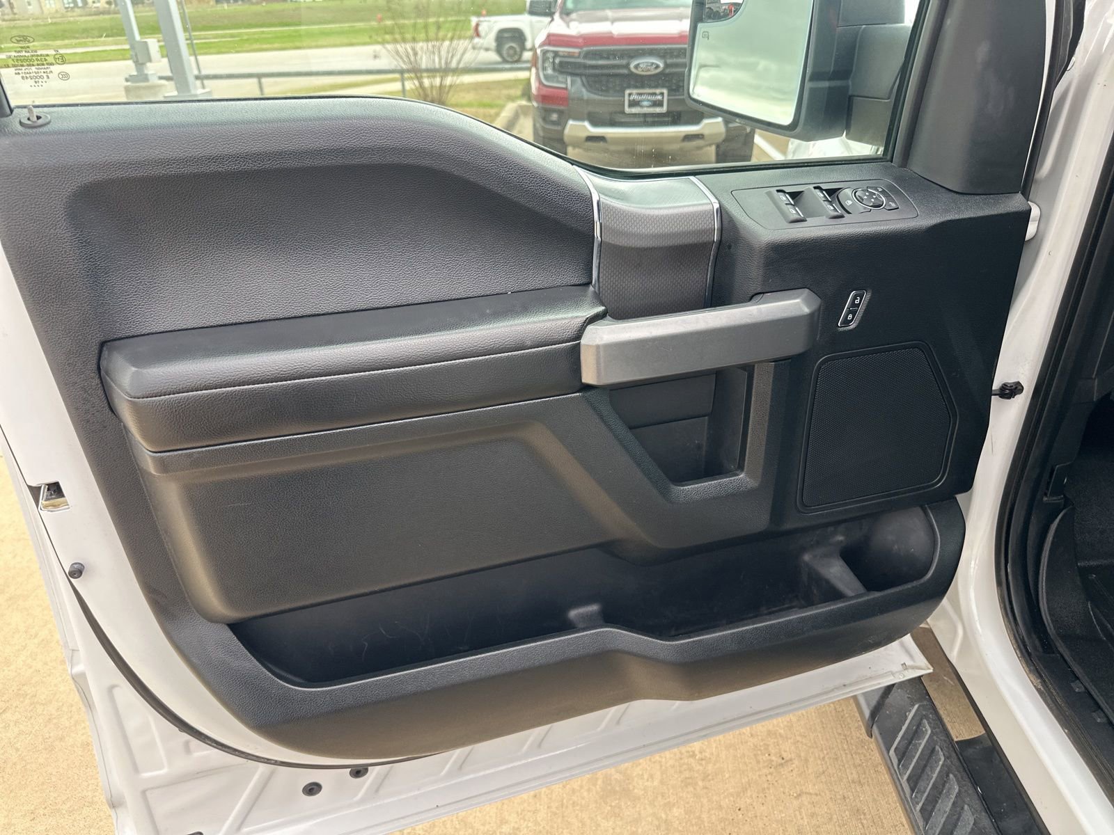 Used 2016 Ford F150 XLT w/ Equipment Group 301A Mid image 18