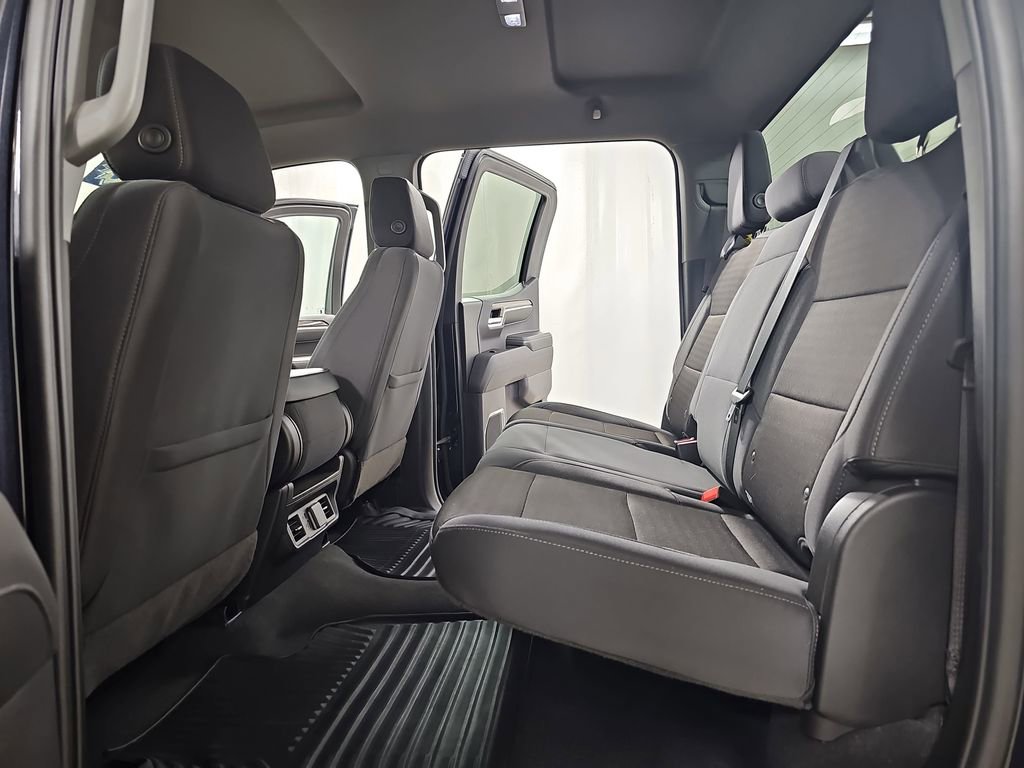 Used 2024 Chevrolet Silverado 1500 LT image 17