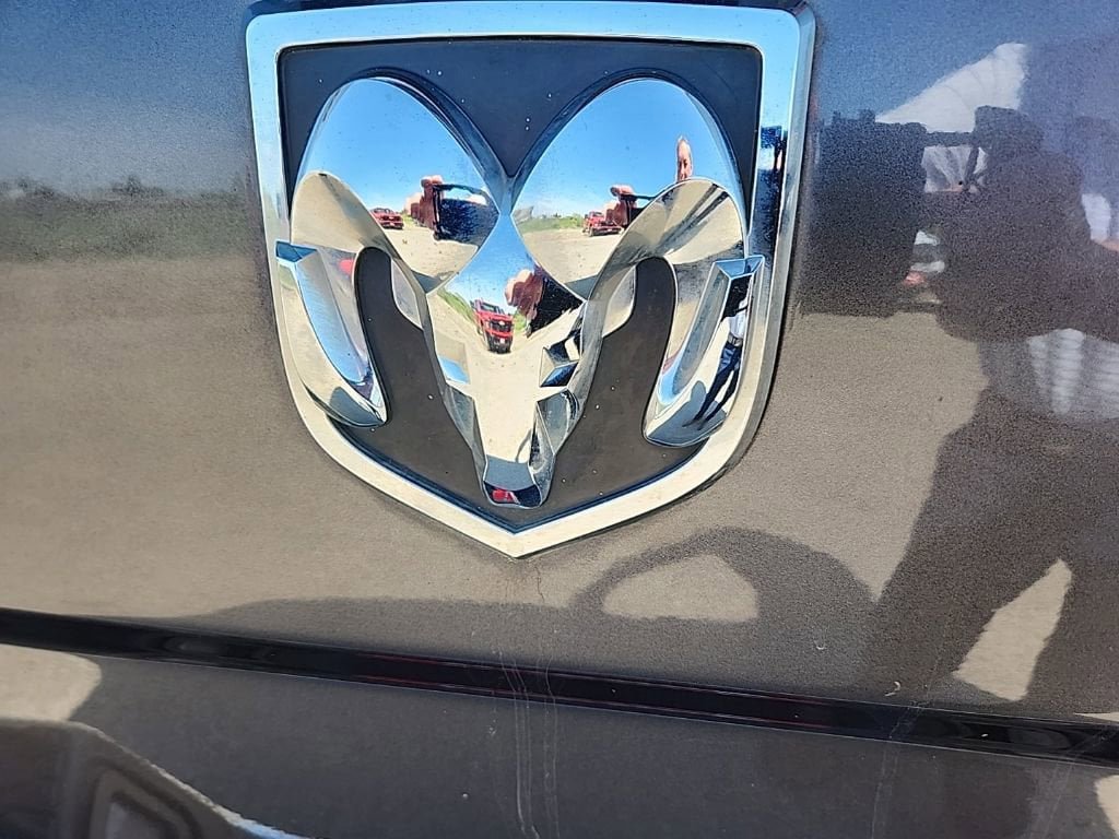 Used 2015 RAM 2500 SLT AWD/4WD image 35