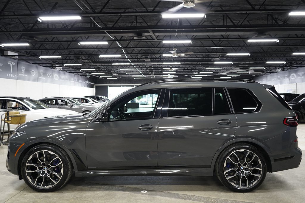 Used 2023 BMW X7 M60i w/ Executive Package AWD/4WD image 2