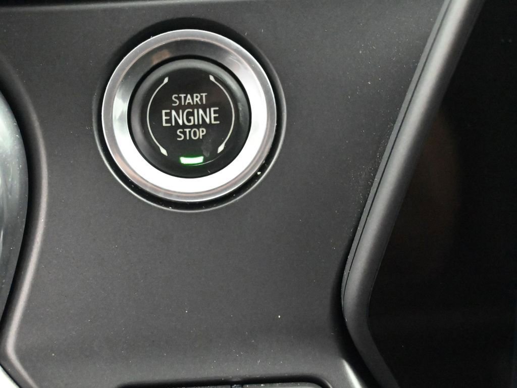 Used 2020 Chevrolet Blazer LT image 33