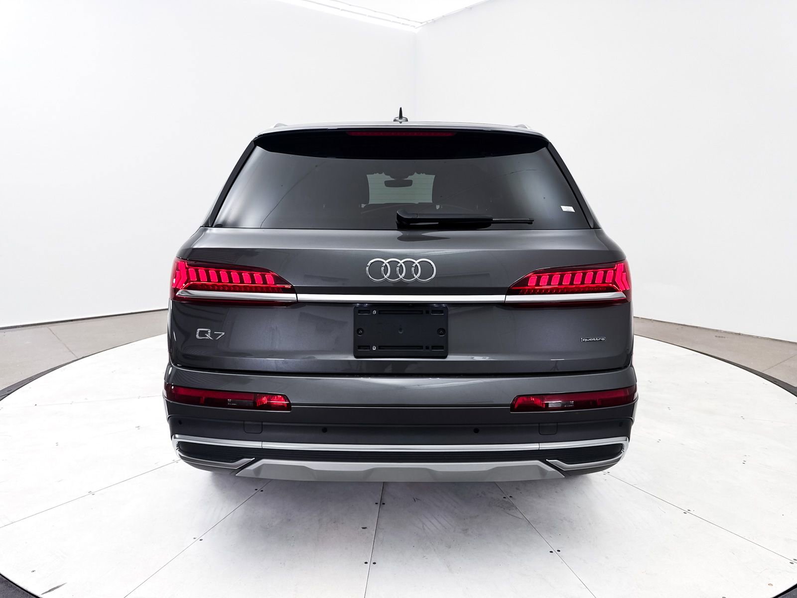 Used 2023 Audi Q7 3.0T Premium Plus AWD/4WD image 21