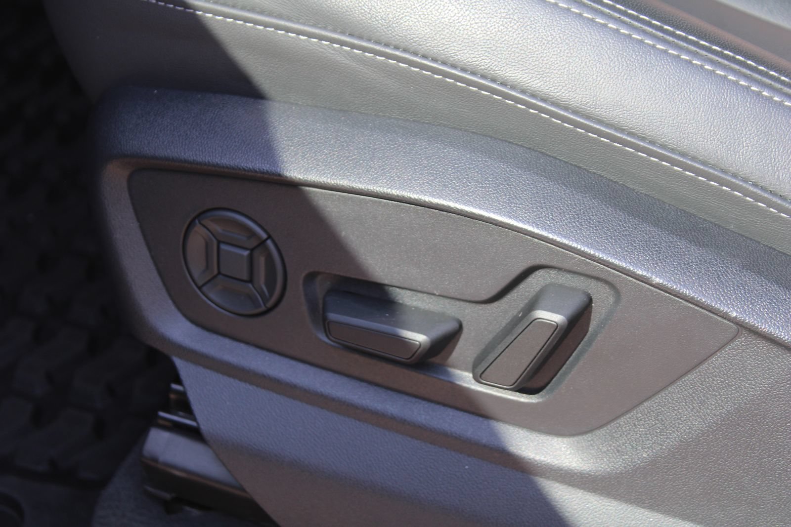 Used 2025 Audi Q7 3.0T Premium AWD/4WD image 27