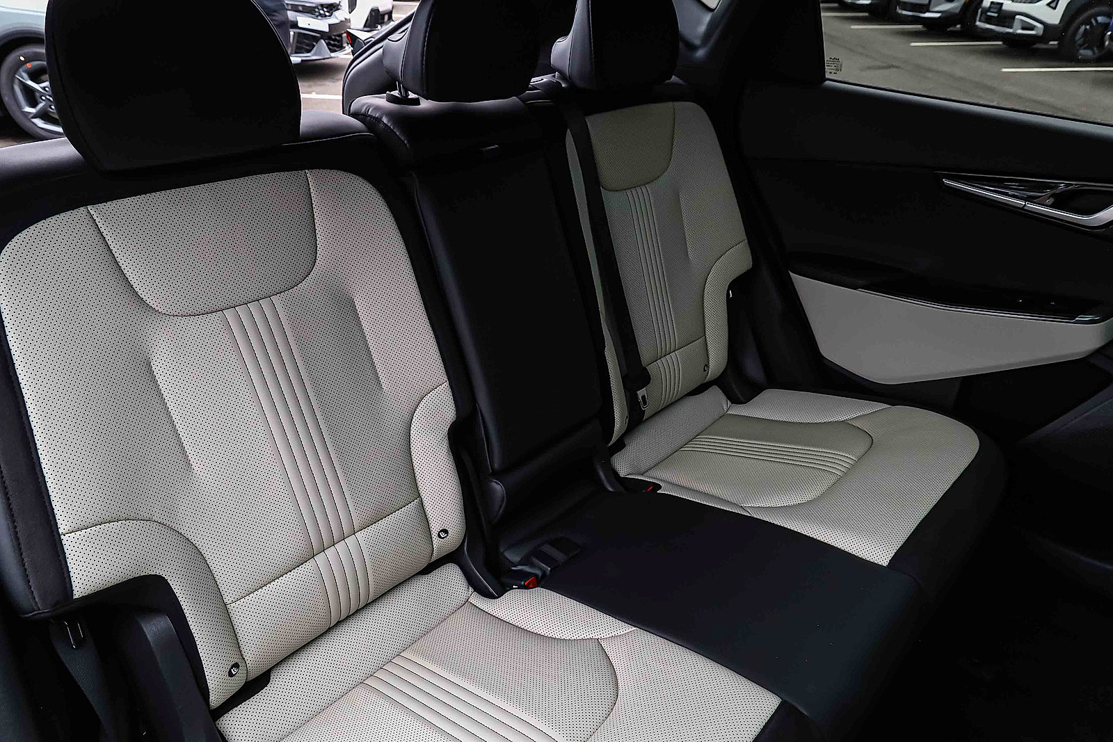 Certified 2024 Kia EV6 GT-Line w/ GT-Line White Seat Package AWD/4WD image 24