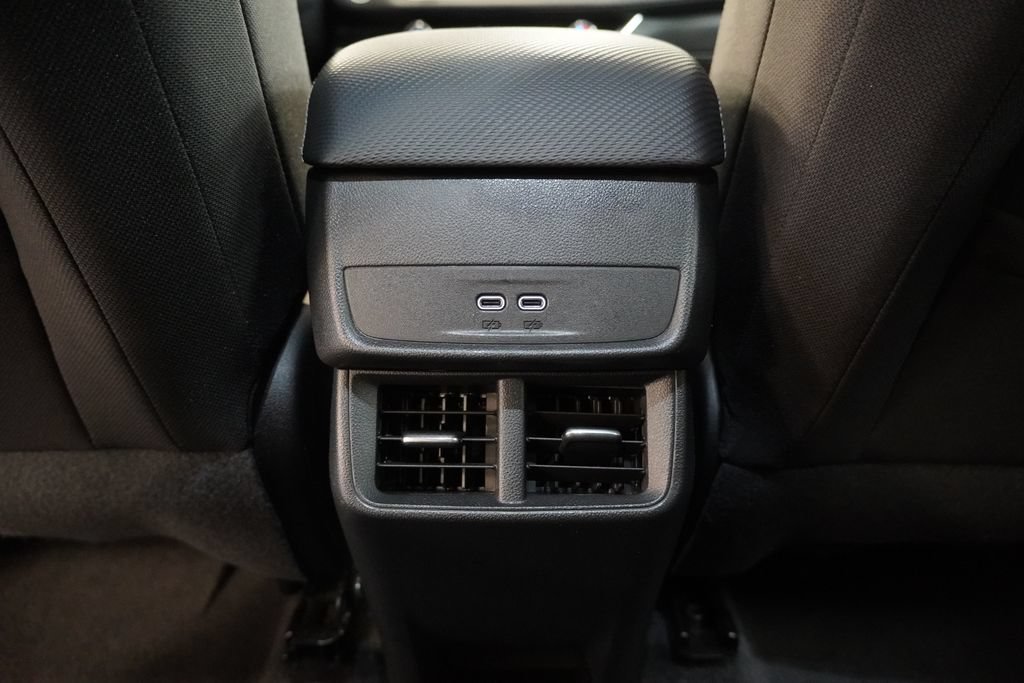 Used 2025 Chevrolet Equinox LT w/ Safety and Technology Package AWD/4WD image 30