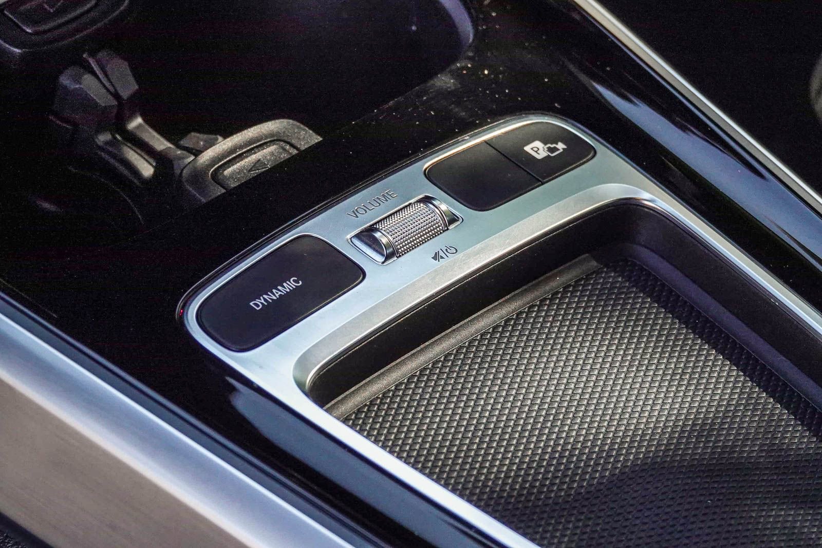 Used 2024 Mercedes-Benz EQB 300 4MATIC image 22