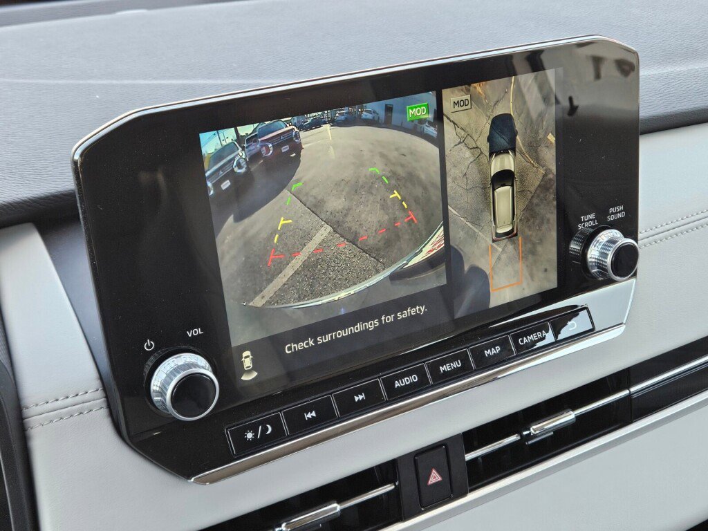 Used 2023 Mitsubishi Outlander SEL image 18